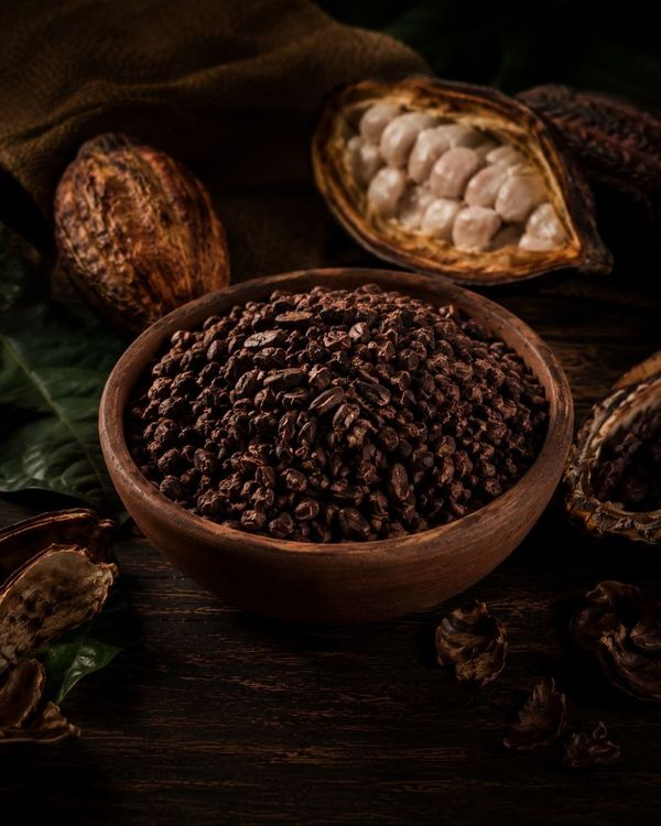 Single-origin fermented raw cacao nibs from Sulawesi.